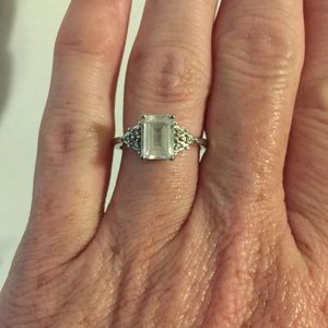 Sterling silver 925 white sapphire ring. Size 7.